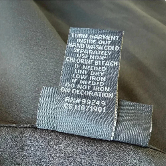 NWT Catherines Blouse Plus 5x 34/36W Black Chiffon Jeweled Top Split Sleeve - Picture 8 of 9